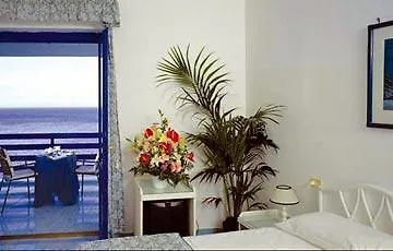 Grotta Azzurra Hotel